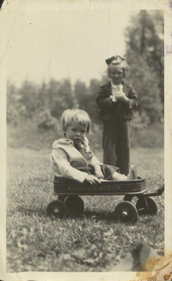 Two of Schaefer’s young children, c. 1942.